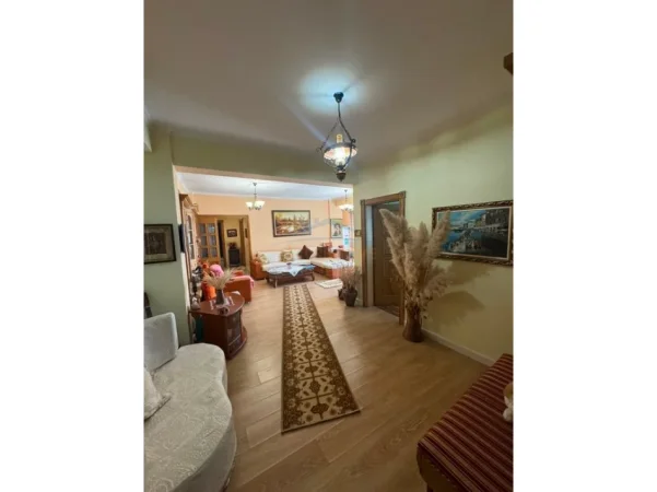 Tirane, shitet apartament 2+1 Kati 5, 110 m² 225.000 € (BULEVARDI GJERGJ FISHTA)