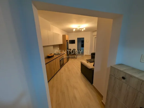Tirane, jepet me qera apartament 1+1 Kati 7, 110 m² 580 € 