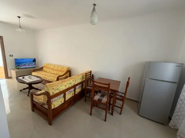 Tirane, jepet me qera apartament 1+1 Kati 3, 65 m² 450 € (RRUGA MIHAL GRAMENO)