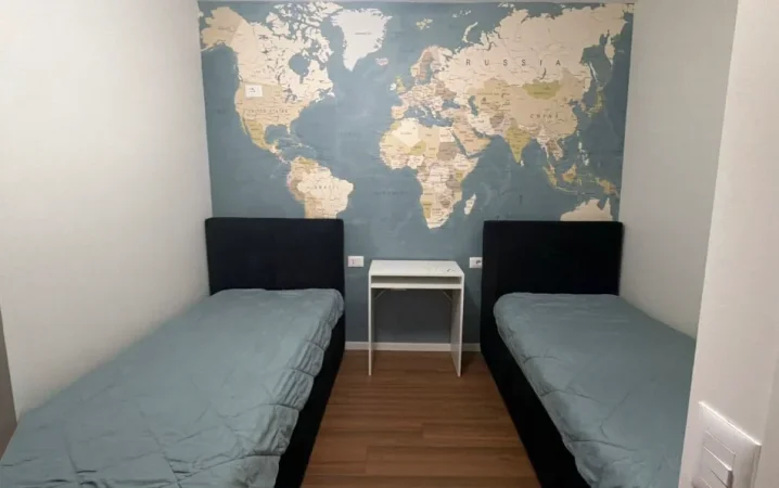 Tirane, jepet me qera apartament 2+1 , 90 m² 800 € 