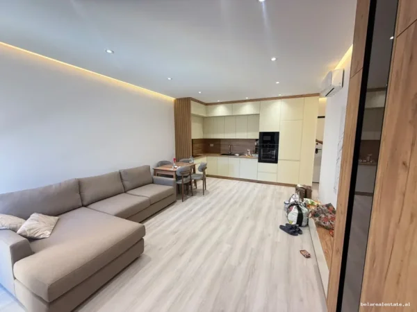 Tirane, jepet me qera apartament 1+1+Ballkon Kati 4, 73 m² 730 € (Hysni Gerbolli)