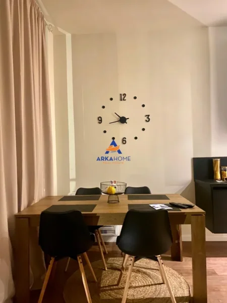 Vlore, shitet apartament 2+1 Kati 2, 120 m² 771.704 € (VLORE)
