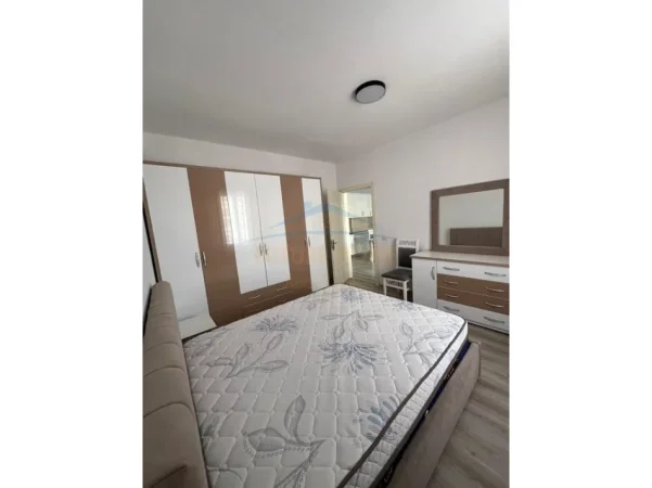 Tirane, shitet apartament 1+1 Kati 8, 81 m² 145.000 € (FUSHA AVIACIONIT)