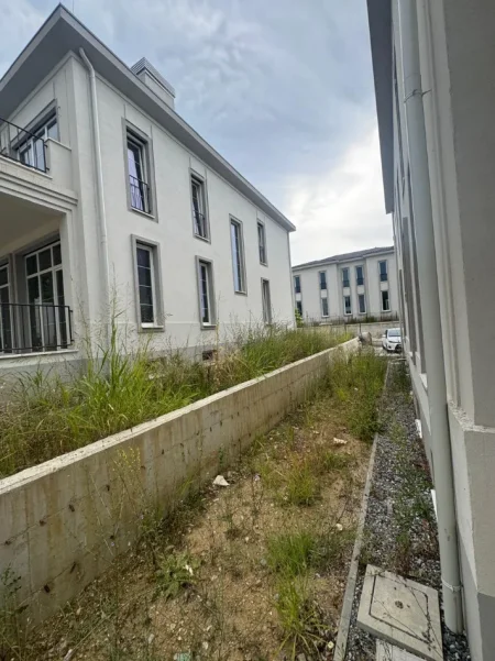 Tirane, shitet Vile Vile 3 Katshe , 1.052 m² 1.600.000 € 