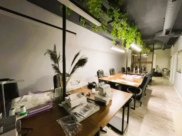 Tirane, jepet me qera zyre Kati 2, 110 m² 2.000 € 