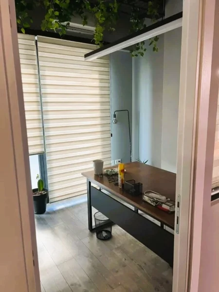 Tirane, jepet me qera zyre Kati 2, 110 m² 2.000 € 