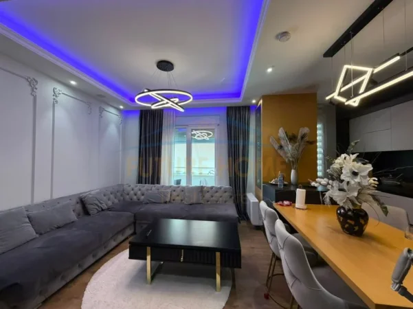 Tirane, shitet apartament 2+1 Kati 4, 98 m² 245.000 € 