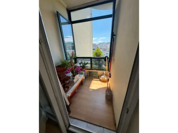 Tirane, shitet apartament 2+1+Aneks+Ballkon Kati 5, 110 m² 225.000 € (Ish Parku i Autobusave)