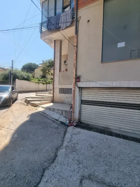 Shqiperi, shes ambjent biznesi Kati 1, 78 m² 199.000 € (rruga Inajet Dumi)