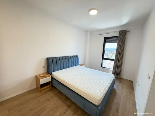 Tirane, jepet me qera apartament 2+1+Ballkon Kati 6, 100 m² 860 € (Porcelan)
