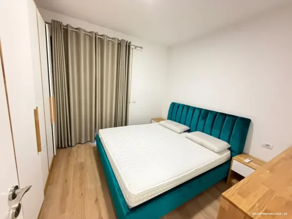 Tirane, jepet me qera apartament 2+1+Ballkon Kati 6, 100 m² 960 € (Porcelan)