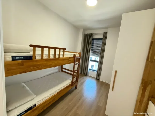 Tirane, jepet me qera apartament 2+1+Ballkon Kati 6, 100 m² 960 € (Porcelan)