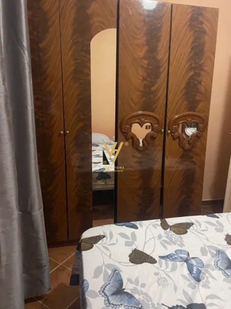 Tirane, jepet me qera apartament 1+1+Ballkon Kati 2, 60 m² 440 € (PALLATET CABEJ)