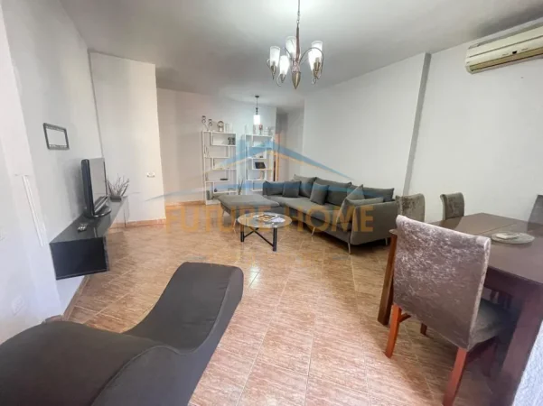 Tirane, shitet apartament 2+1 Kati 5, 89 m² 150.000 € (Rruga Dritan Hoxha)