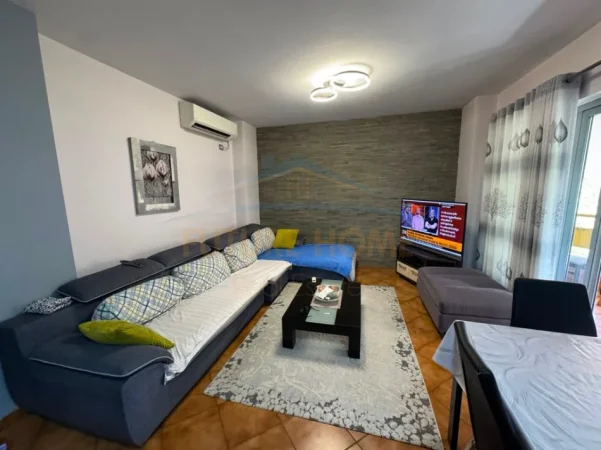 Tirane, shitet apartament 3+1+2+ 2 PARKIME, Kati 4, 123 m² 300.000 € (PALLATI ME SHIGJETA)