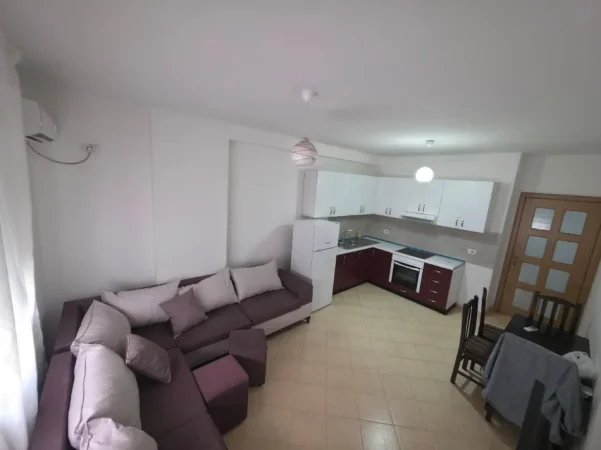 Tirane, jepet me qera apartament 1+1 , 450 € (Astir , unaza e re)