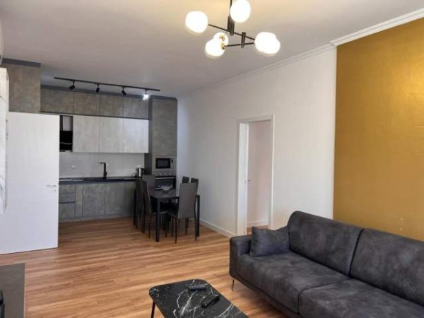 Pazari i ri, jepet me qera apartament 2+1+A+BLK Kati 8, 100 m²