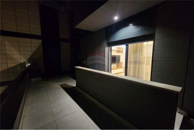 Tirane, jepet me qera apartament 2+1+A+BLK 100 m² 950 Euro