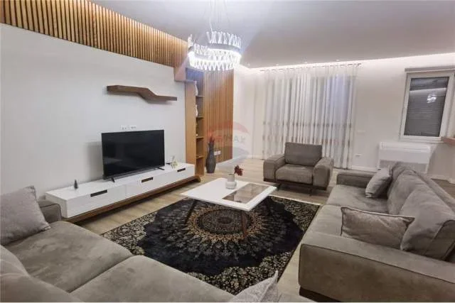 Tirane, jepet me qera apartament 3+1+A+BLK Kati 2, 200 m² 1.500 Euro
