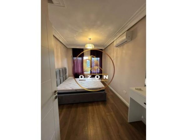 Tirane, jepet me qera apartament duplex 3+1 Kati 1, 115 m² 1.000 Euro (Zgjerimi i Kodres se Diellit)