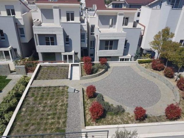 Tirane, shitet Penthouse 3+1+BLK 190 m² 440.000 Euro (kompleksi Sunrise Residence)