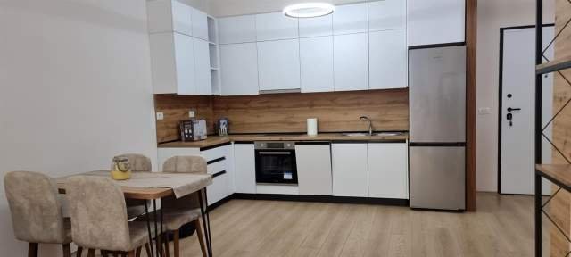 Tirane, jepet me qera apartament 2+1+A+BLK Kati 4, 120 m² 720 Euro (Don Bosko)