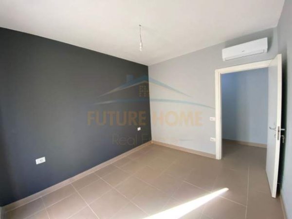 Tirane, jepet me qera apartament 1+1+BLK Kati 3, 63 m² 550 Euro (21 dhjetori)