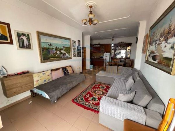Tirane, shitet apartament 2+1 Kati 9, 89 m² 220.000 Euro (Qender)