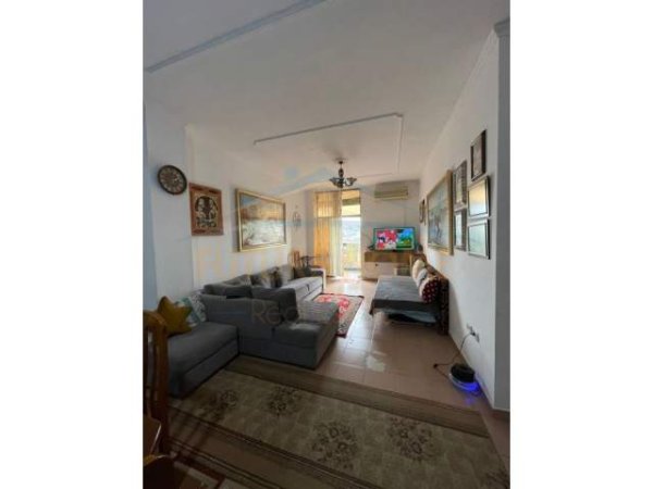 Tirane, shitet apartament 2+1 Kati 9, 89 m² 220.000 Euro (Qender)