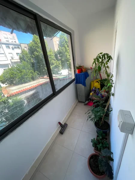 Tirane, jepet me qera apartament 1+1+Ballkon Kati 2, 60 m², 55 000 Leke(21 Dhjetori)