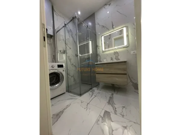 Tirane, jepet me qera apartament 2+1+Ballkon Kati 1, 114 m² (Delijorgji)