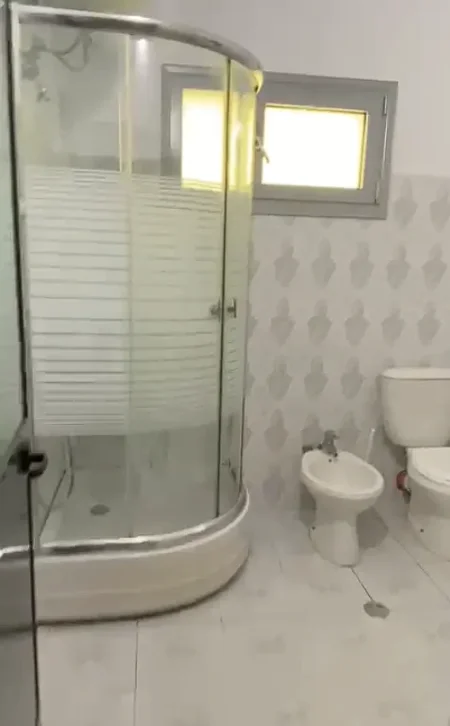 Tirane, jepet me qera nga Pronari, pa-komision Vile Vile 3 Katshe Kati 2, 599 m² 4.000 €