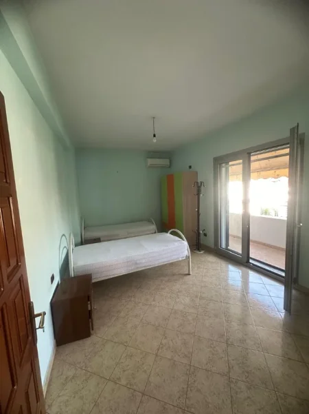 Tirane, jepet me qera nga Pronari, pa-komision Vile Vile 3 Katshe Kati 2, 599 m² 4.000 €