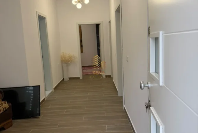 Tirane, jepet me qera apartament 2+1 Kati 1, 110 m² 500 € (Siri Kodra)