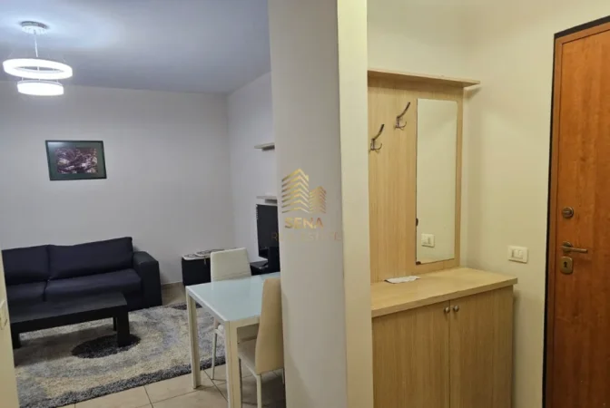Tirane, jepet me qera apartament 2+1 Kati 1, 76 m² 550 € (Rruga 5 Maji)