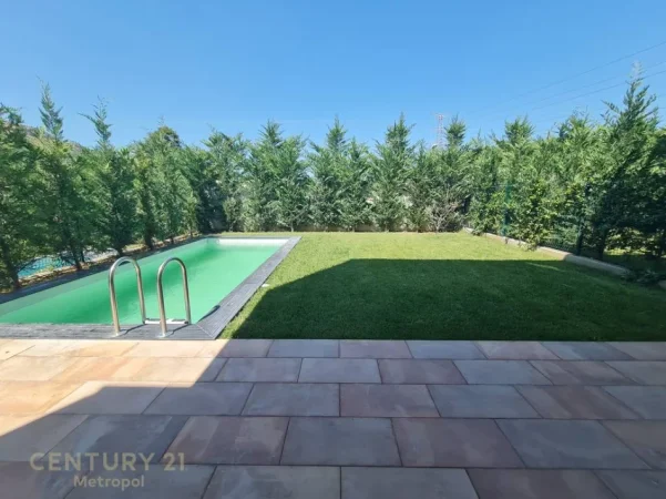 Tirane, jepet me qera Vile , 400 m² 3.500 € 