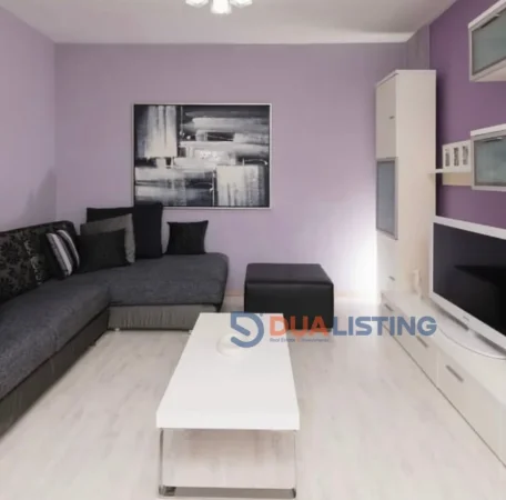 Tirane, jepet me qera apartament 1+1 , 600 € (Materniteti i Ri)