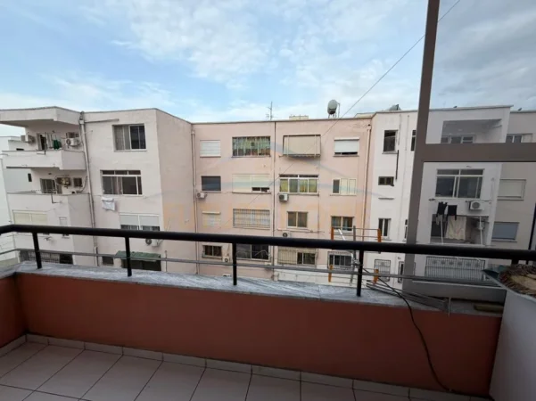 Durres, shitet apartament 2+1+Ballkon Kati 3, 85 m² 140.000 € 