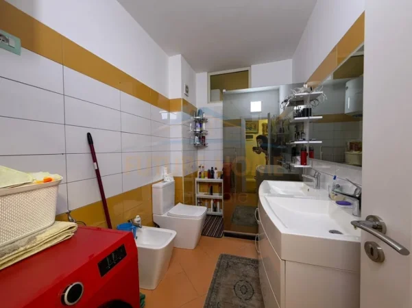Durres, shitet apartament 2+1+Ballkon Kati 3, 85 m² 140.000 € 