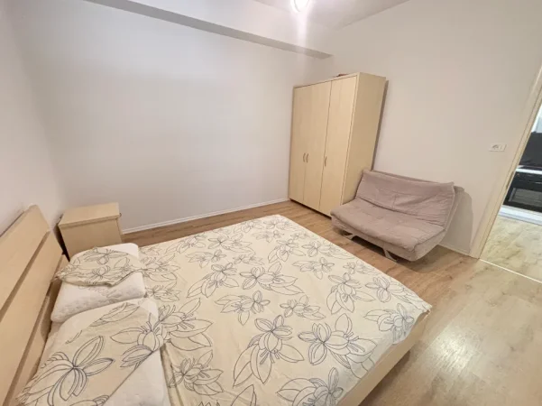 Tirane, jepet me qera apartament 1+1+Ballkon Kati 1, 50 m² 500 € 