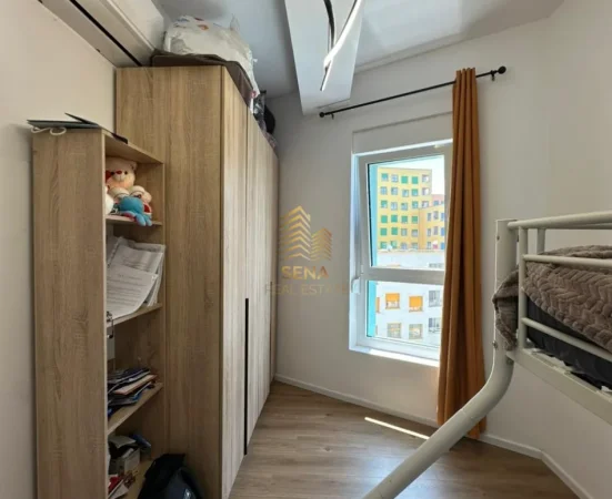 Tirane, jepet me qera apartament 2+1+Ballkon Kati 8, 80 m² 550 € (Ali Demi, Rezidenca Kadiu)