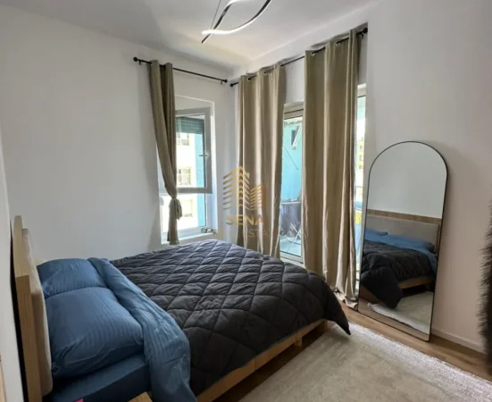Tirane, jepet me qera apartament 2+1+Ballkon Kati 8, 80 m² 550 € (Ali Demi, Rezidenca Kadiu)