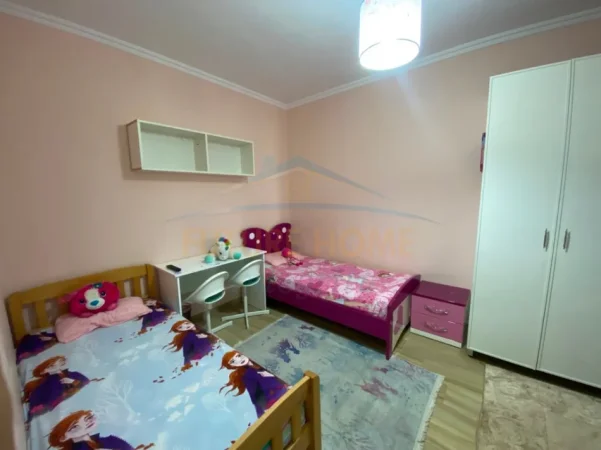 jap me qera apartament 2+1+Ballkon Kati 2, 90 m² 650 € (ISH TREGU ELEKTRIK)