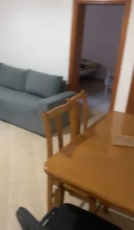 Tirane, jepet me qera apartament 2+1 Kati 1, 80 m² 400 € (Rruga Jordan Misja)