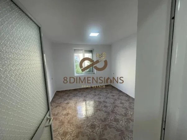 Tirane, jepet me qera apartament 2+1+Ballkon Kati 3, 73 m² 500 € (ferit xhajko)