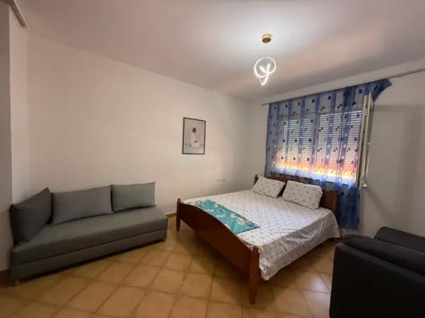 Tirane, jepet me qera apartament 1+1+Ballkon Kati 2, 65 m² 600 € (Stadiumi Air Albania)