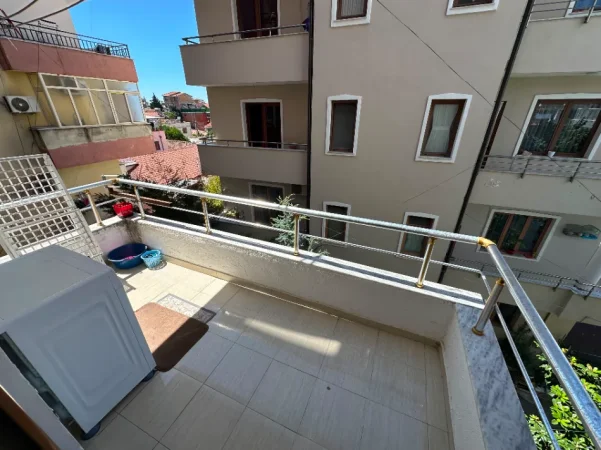 Tirane, jepet me qera apartament 1+1 Kati 1, 65 m² 500 € (Selite)
