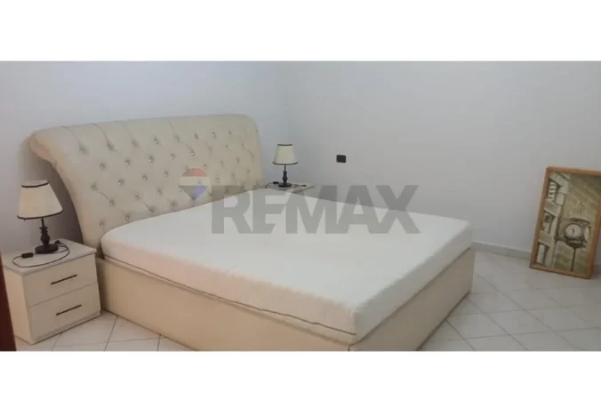 Tirane, jepet me qera apartament 1+1 Kati 2, 62 m² (Kopshti Botanik, Tiranë)