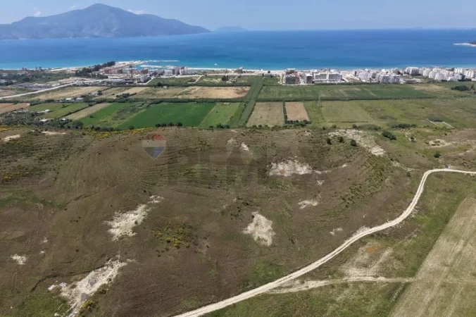 Vlore, shitet toke ne bregdet , 5.000 m² (Radhime, Vlore)