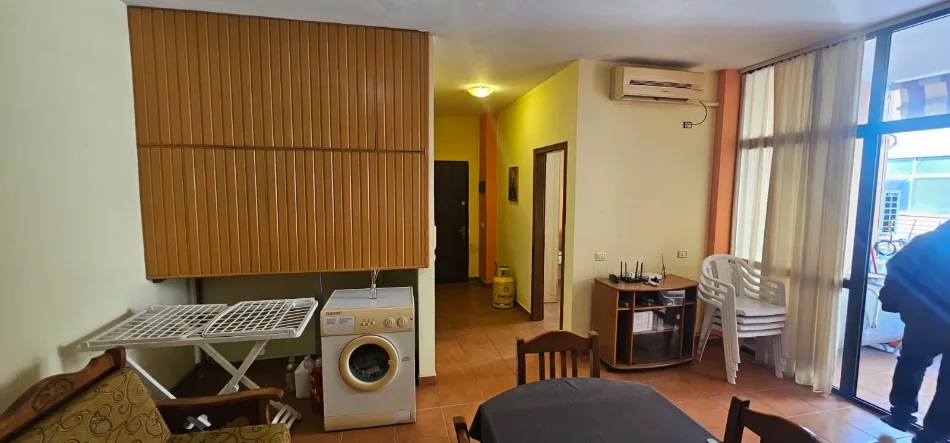 Durres, shitet apartament 2+1 Kati 2, 72 m² 120.000 € (Durres PLAZH pelikani)